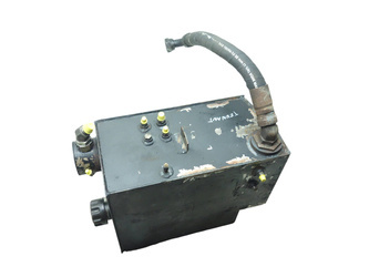 Zamiatarka Tennant M20 Zbiornik Oleju Hydraulicznego`